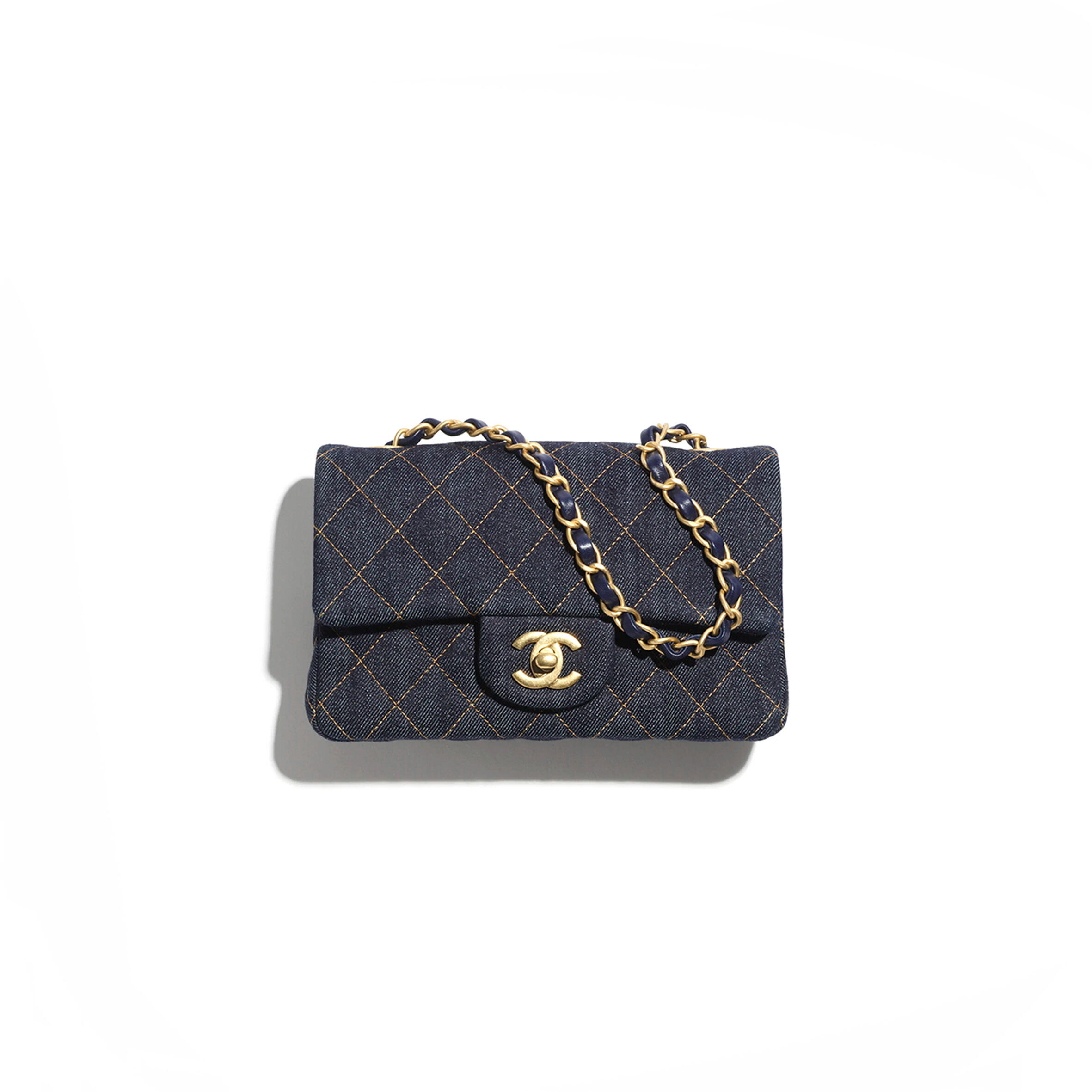 CHANEL MINI CLASSIC FLAP HANDBAG A69900 (20*12* 6cm) CHANEL MINI CLASSIC FLAP HANDBAG A69900 (20*12* 6cm)